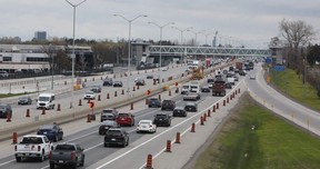Construction on the 417 has returned, causing slowdowns for drivers, particularly for those heading west on the Queensway.