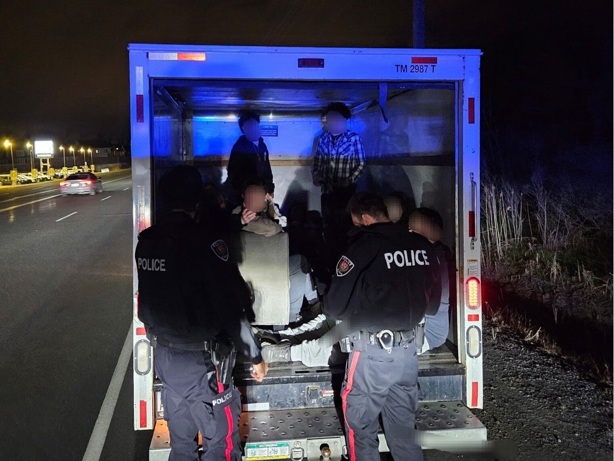 Police cut off mobile drinking party in weekend stunt-driving crackdown