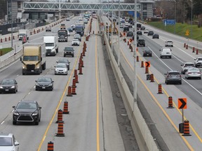 Highway 417 traffic