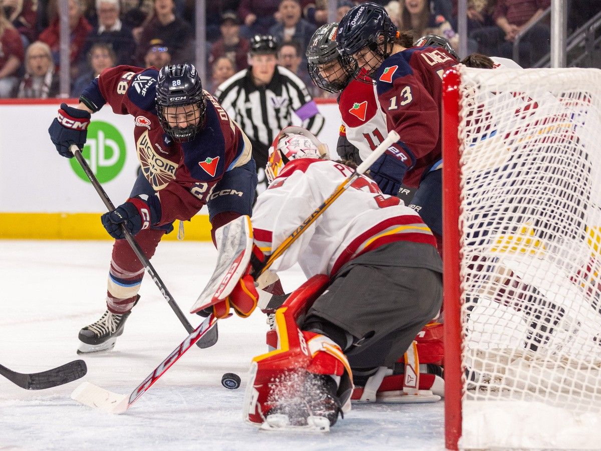 Why officials owe the Ottawa Charge a big one after Game 2 of the PWHL final