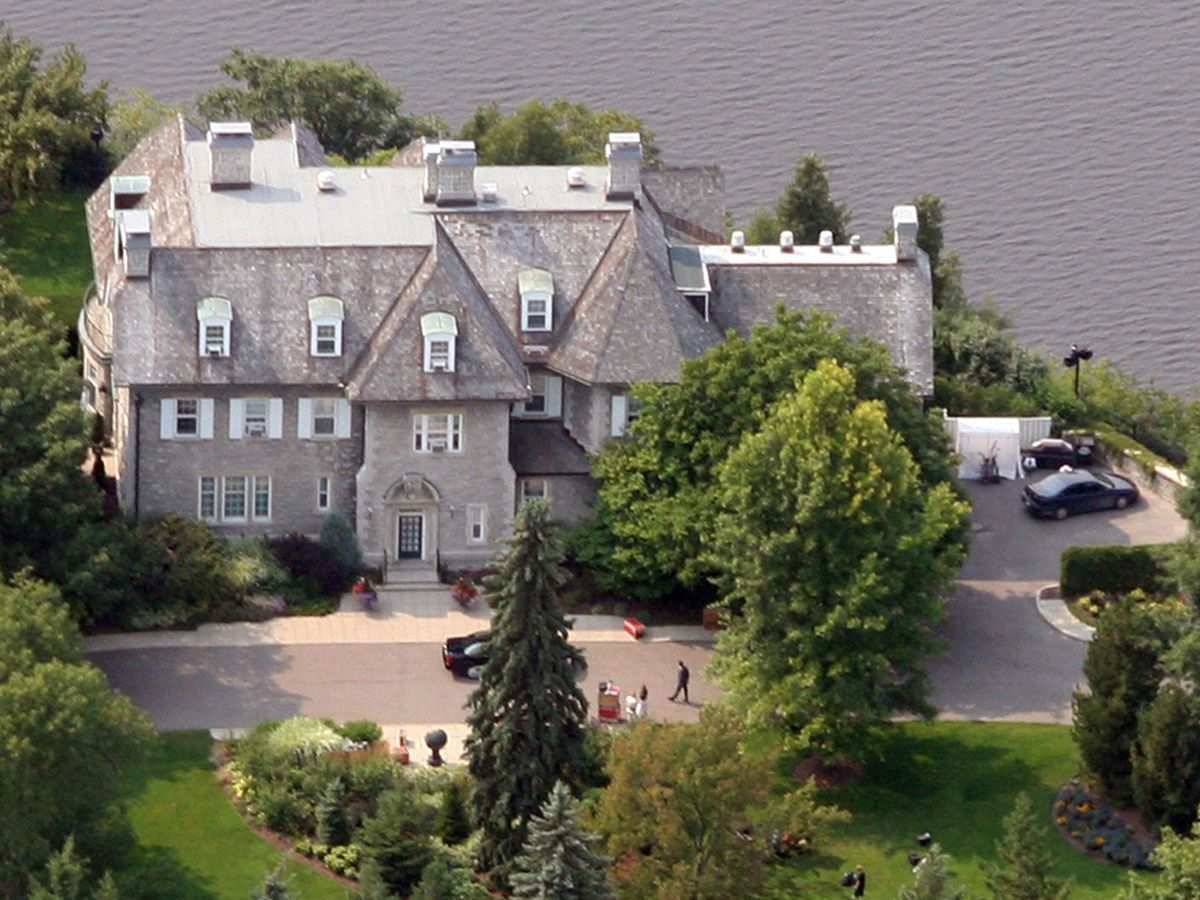 24 Sussex Drive in August 2007, when it was home to then-Prime Minister Stephen Harper and his family.