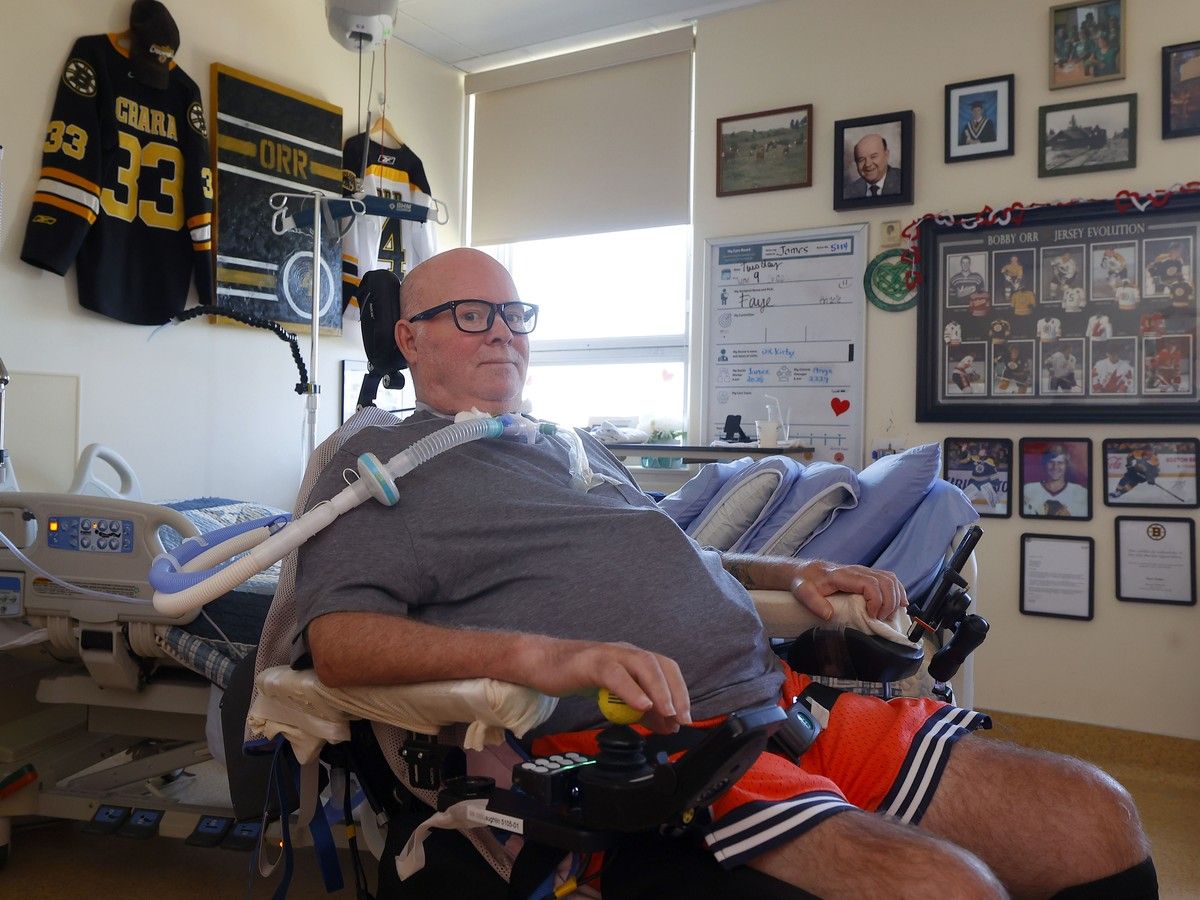 Boston Bruins fan James McLaughlin at Bruyère Health’s Centretown campus. Boston Bruins fan James McLaughlin at Bruyère Health’s Centretown campus.