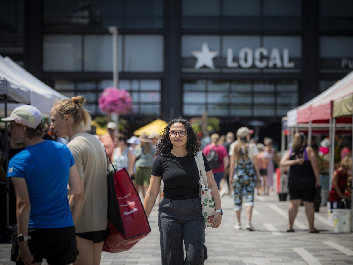 Reporter Abyssinia Abebe visits the Ottawa Farmers’ Market at Lansdowne on Sunday, July 26, 2026. Reporter Abyssinia Abebe visits the Ottawa Farmers’ Market at Lansdowne on Sunday, July 26, 2026.