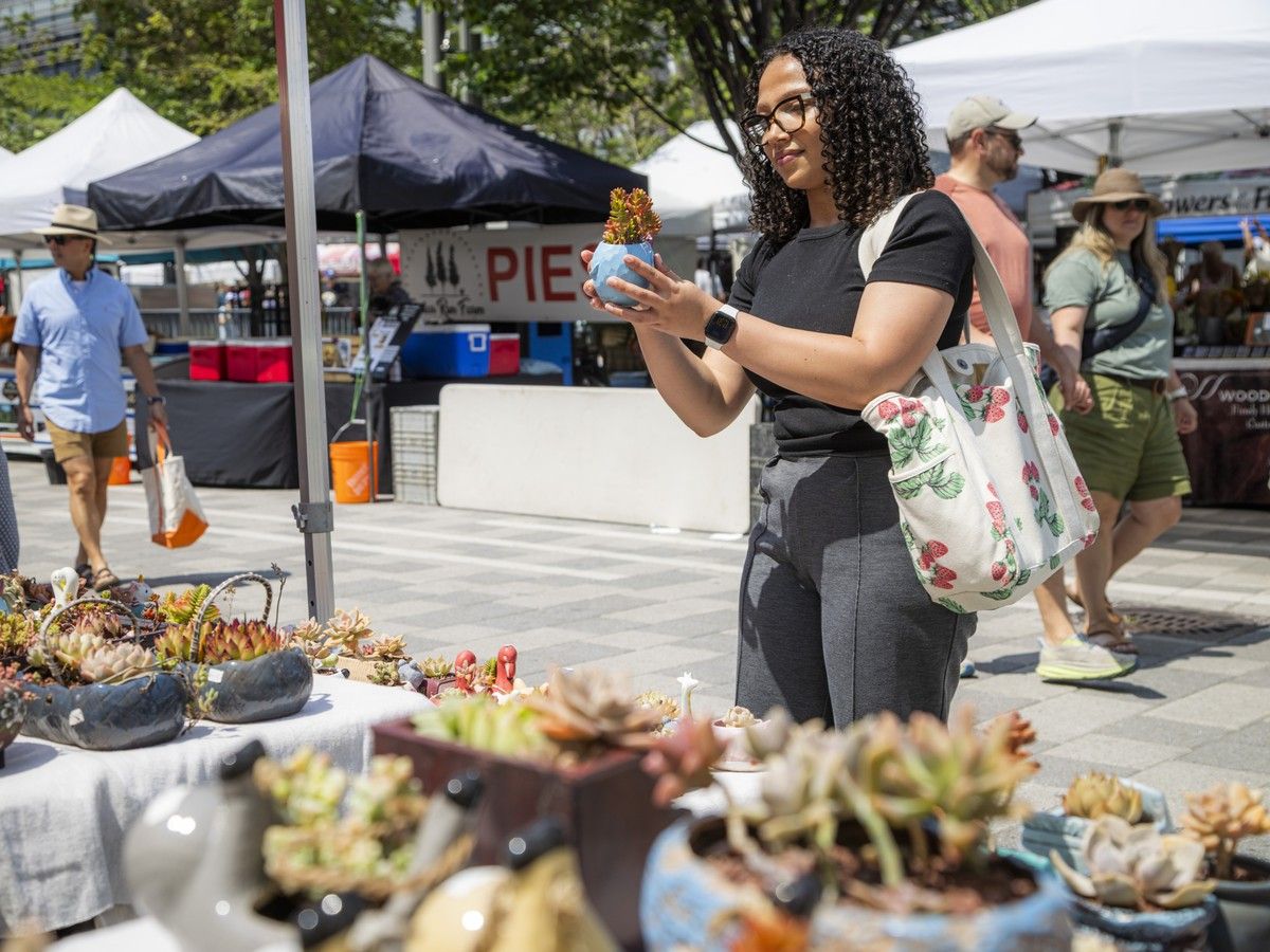 Reporter Abyssinia Abebe visits the Ottawa Farmers’ Market at Lansdowne on Sunday, July 26, 2026. Reporter Abyssinia Abebe visits the Ottawa Farmers’ Market at Lansdowne on Sunday, July 26, 2026.