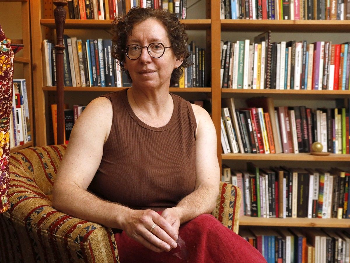 Alexis Shotwell is a professor at Carleton University who specializes in disability and social services in Ontario. According to her, programs where people find disability support through an artistic community &ldquo;really matter because they push back against that idea that only able-bodied, able-minded people deserve beauty.&rdquo;