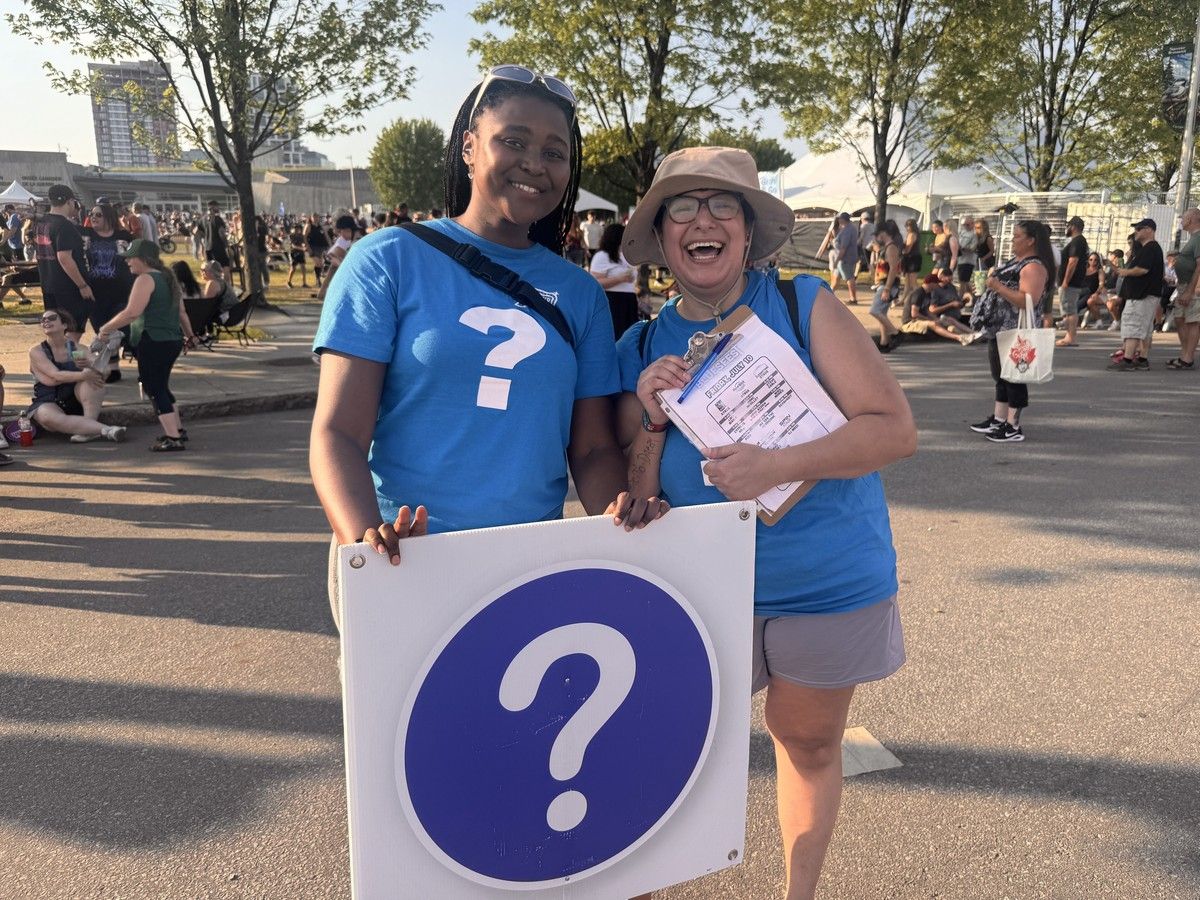  Roxanne Komuntare (L) and Shaina Larocque (R) are Bluesfest info workers who get some pretty questionable questions.