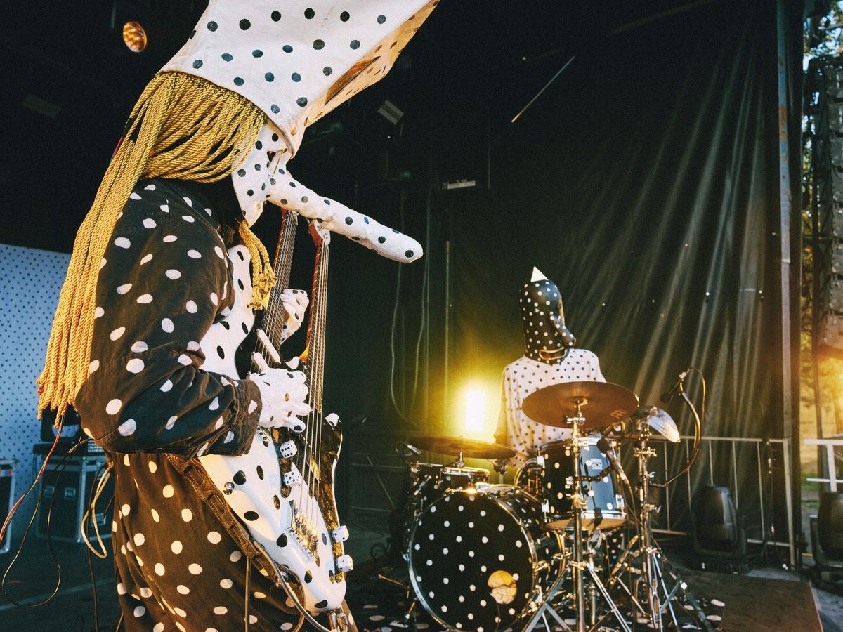 Angine de Poitrine, the experimental rock duo from Saguenay.