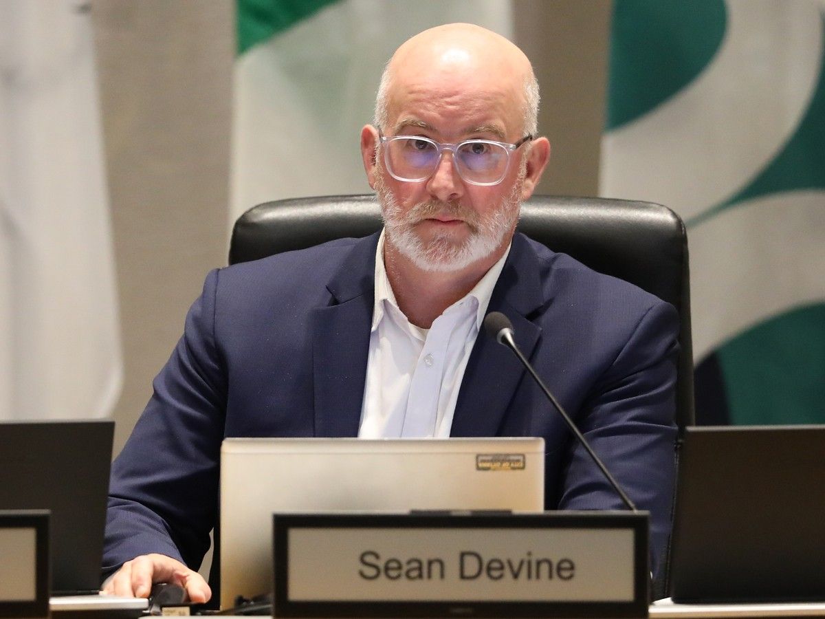 Sean Devine, the city councillor for Knoxdale-Merivale ward, turned off comments on Facebook updates he posted following a stabbing incident in the Craig Henry neighbourhood, citing what he said were anti-immigrant comments, incorrect information and personal details of those involved. Sean Devine, the city councillor for Knoxdale-Merivale ward, turned off comments on Facebook updates he posted following a stabbing incident in the Craig Henry neighbourhood, citing what he said were anti-immigrant comments, incorrect information and personal details of those involved.