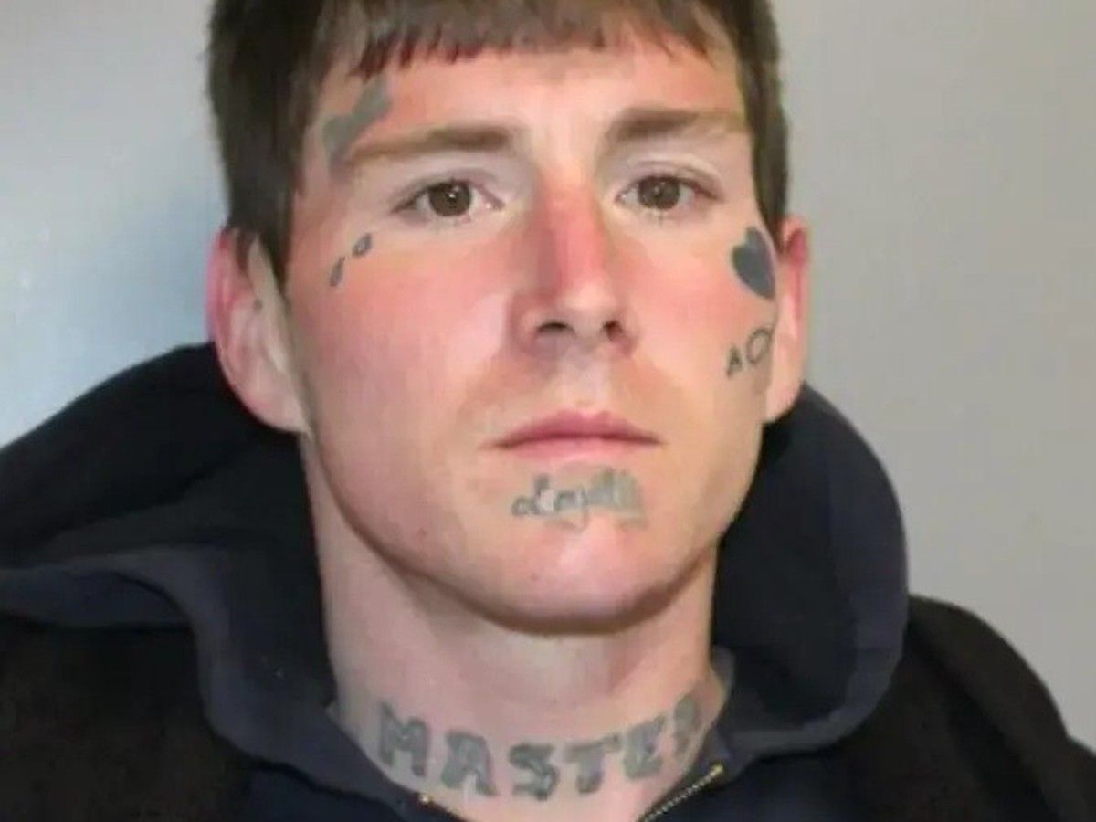  Aaron Gilpin, 35, was deemed to be at an elevated risk to re-offend by Smiths Falls police after he was observed in the eastern Ontario community. Gilpin has since moved to Ottawa.