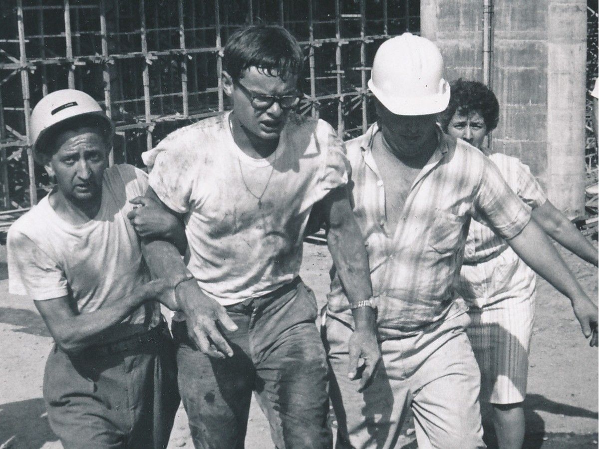 workers worked to rescue their comrades