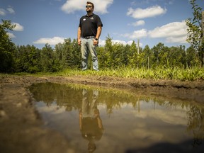 Greg Longpré Saunders Farm