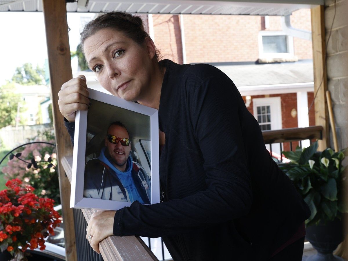 Robbie Thomson and his sister Tabatha in Smiths Falls. Robbie’s remains were found at 572 Kelly-Jordan Rd. just outside Smiths Falls. Robbie Thomson and his sister Tabatha in Smiths Falls. Robbie’s remains were found at 572 Kelly-Jordan Rd. just outside Smiths Falls.