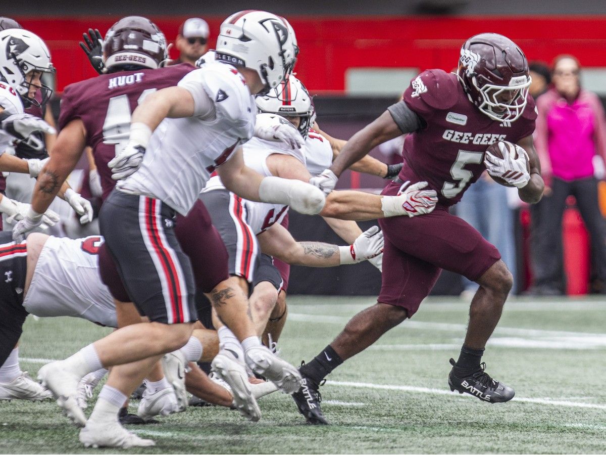  The Carleton Ravens take on the University of Ottawa Gee-Gees in the annual Panda Game at TD Place in Ottawa on Sunday, Oct. 4, 2026. The Gee-Gees’ Souleymane Camara runs with the ball Sunday.