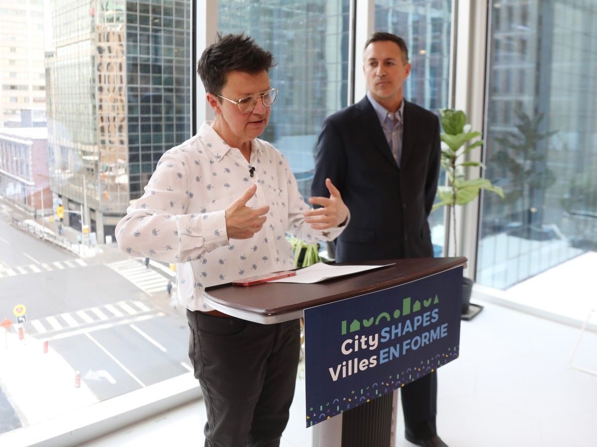 Catherine McKenney and Neil Saravanamuttoo photographed together at Ottawa City Hall in January 2023
