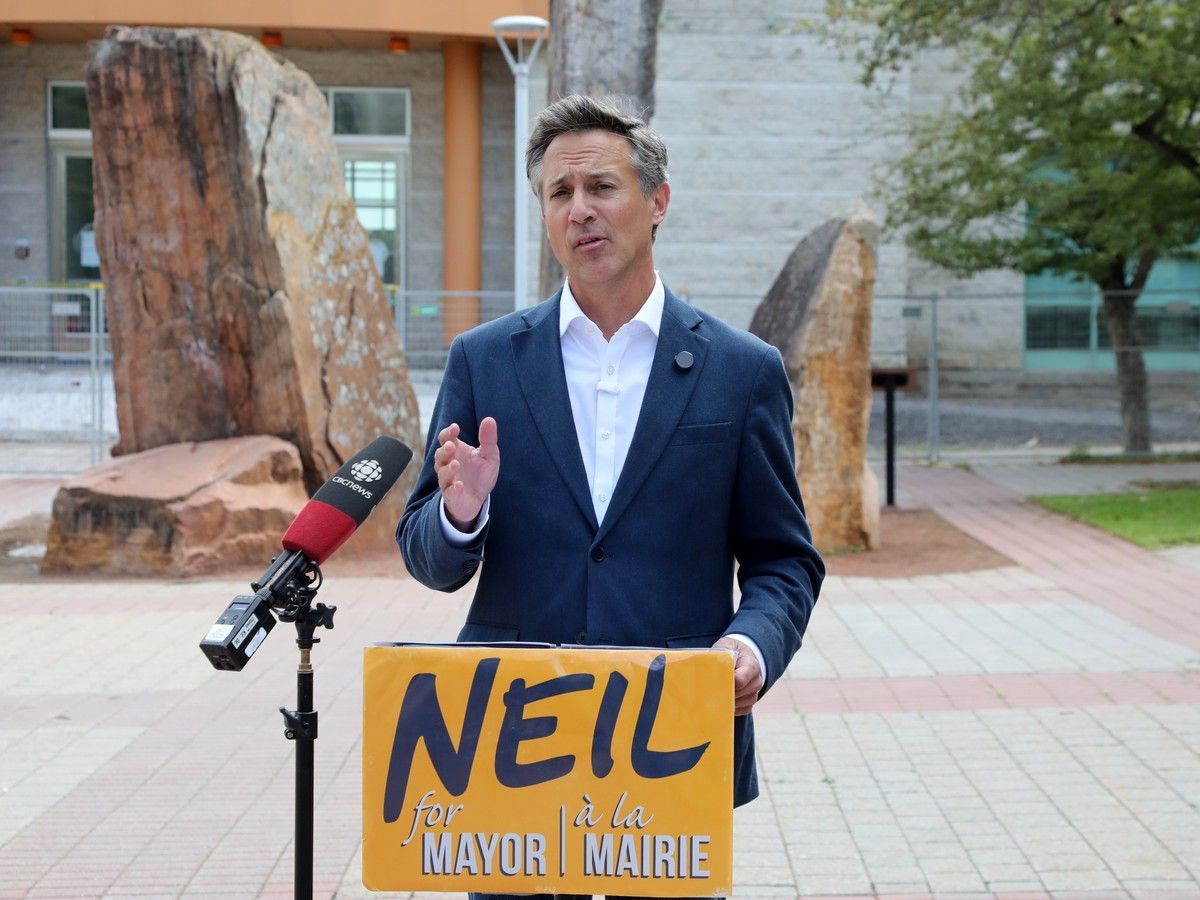 Mayoral candidate Neil Saravanamuttoo at a campaign event in September.