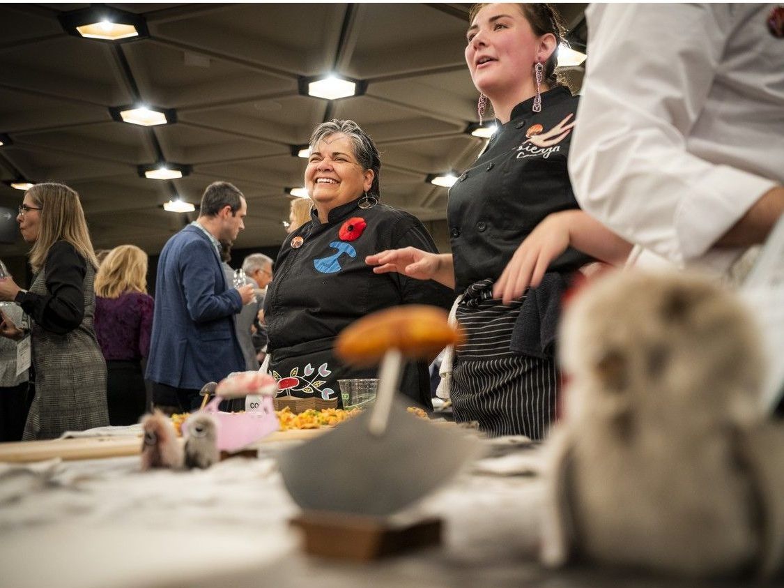 Chef Sierra Conboy of Tuktu Catering served up Arctic char ceviche on corn chips, a recipe from her mentor, Chef Trudy Metcalfe-Coe, which won the coveted Audience Favourite dish of the event.