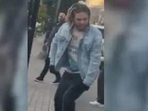 The Ottawa Police Service is asking for the public's assistance in identifying a suspect following in an aggravated assault on an OC Transpo bus.
