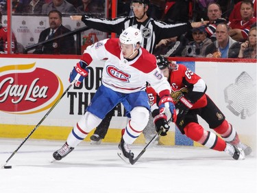 Montreal Canadiens v Ottawa Senators

OTTAWA, ON - OCTOBER 30: Charles Hudon #54 of the Montreal Canadiens gets the puck past a falling Erik Karlsson #65 of the Ottawa Senators in the first period at Canadian Tire Centre on October 30, 2017 in Ottawa, Ontario, Canada.  (Photo by Jana Chytilova/Freestyle Photography/Getty Images)
Jana Chytilova/Freestyle Photo, Getty Images