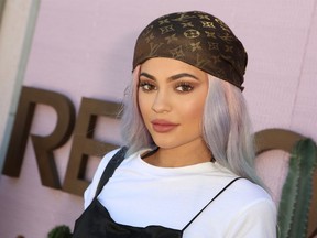 https://radaronline.com/wp-content/uploads/2017/12/fans-slam-pregnant-kylie-jenner's-expensive-make-up-brushes-pp.jpg