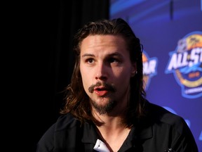 The Senators didn't find a deal to their liking, so Erik Karlsson remains with the team. (GETTY IMAGES)