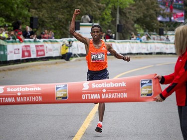 Yemen Tsegay, the winner of the marathon Sunday May 27, 2018 at Ottawa Race Weekend.    Ashley Fraser/Postmedia