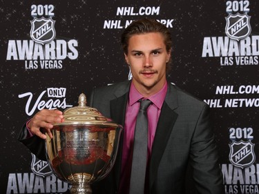 LAS VEGAS, NV - JUNE 20:  Erik Karlsson of the Ottawa Senators poses after winning the James Norris Memorial Trophy during the 2012 NHL Awards at the Encore Theater at the Wynn Las Vegas on June 20, 2012 in Las Vegas, Nevada.