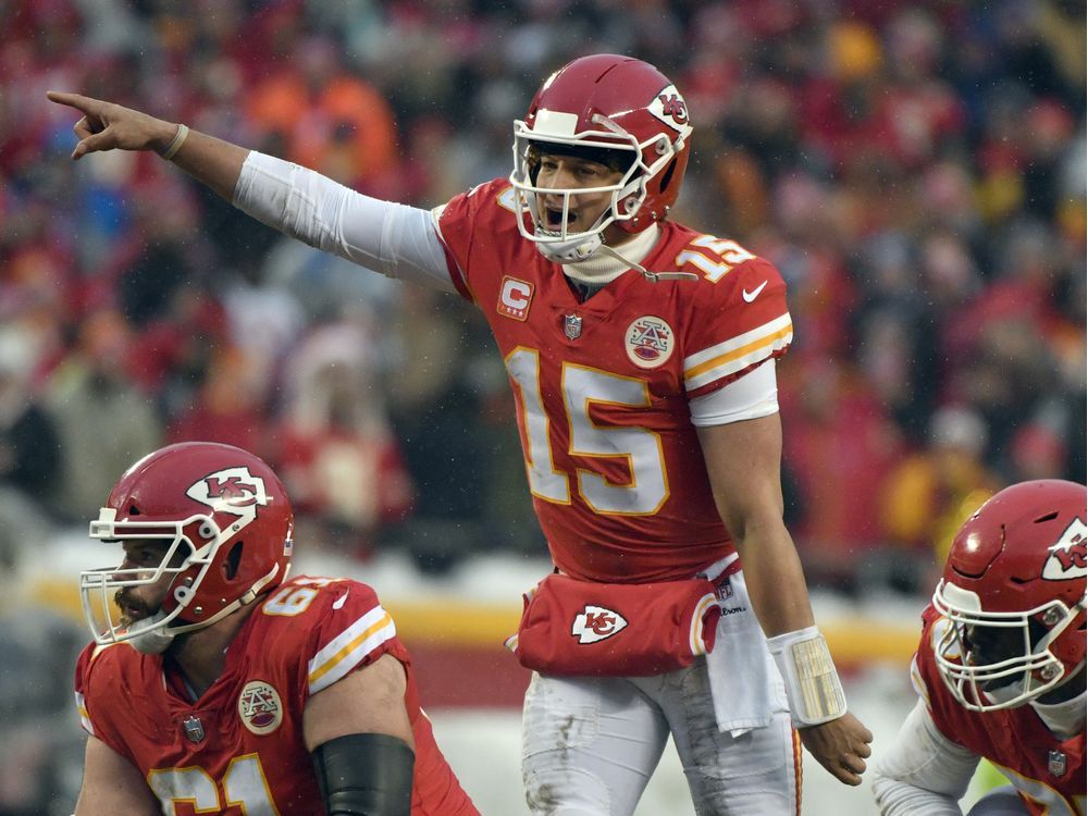 Chiefs' QB Patrick Mahomes take torch from Tom Brady