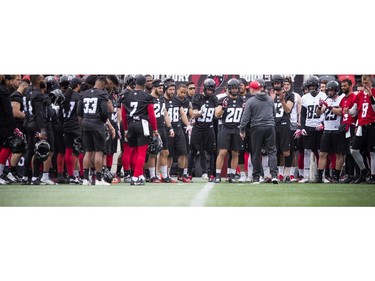 The Ottawa Redblacks training camp kicked off Sunday May 19, 2019, at TD Place. Redblacks coach Rick Campbell talks with the players.