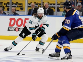 Erik Karlsson agreed to terms on a new eight-year contract worth $92 million U.S. with the Sharks on Monday.