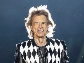 Mick Jagger of the Rolling Stones performs as they resume their "No Filter Tour" North American Tour at the Soldier Field on June 21, 2019 in Chicago. (Kamil Krzaczynski / Getty Images)