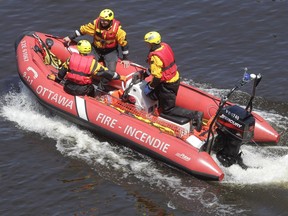 Files: Ottawa Fire water rescue team