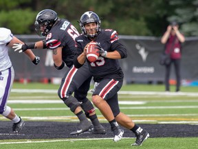 Carleton Ravens topped Queen's in their season opener. (Valerie Wutti photo)