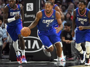 Los Angeles Clippers forward Kawhi Leonard dribbles up court against the Utah Jazz at Staples Center. (Jayne Kamin-Oncea-USA TODAY Sports)