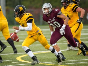 Files:  OUA Football action between the Waterloo Warriors and the uOttawa Gee Gees at Gee Gees Field, in Ottawa, ON, Canada.