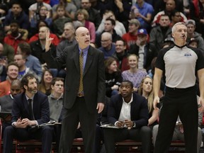 Dave Smart's Carleton Ravens basketball teams won 13 national titles in 17 years.