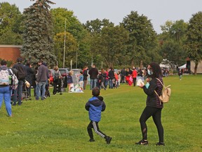 Long line ups at Brewer Park in Ottawa for Covid testing, September 15, 2020.