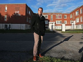 The placement of emergency shelter clients in residential apartments run by a Vanier hotel owner has Coun. Mathieu Fleury at odds with city staff.