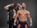 Evil Uno (Nicolas Dansereau) et Stu Grayson (Marc Dionne) sont passés de Gatineau à la vedette de All Elite Wrestling, en tant que membres de The Dark Order. 