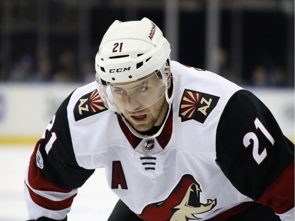 Season pause affording Coyotes' Derek Stepan more time with family