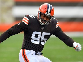 Cleveland pass rusher Myles Garrett told reporters what it was like to have COVID. “I lost my (sense of) smell for almost two weeks, had body aches, headaches, my eyes were hurting, coughing, sneezing and fever. I was in pain.”