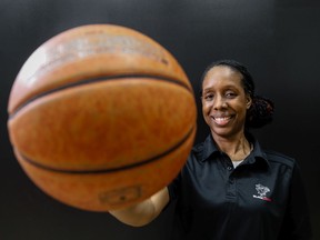 Fabienne Perrin-Blizzard will be an assistant coach for the Ottawa Blackjacks of the Canadian Elite Basketball League.