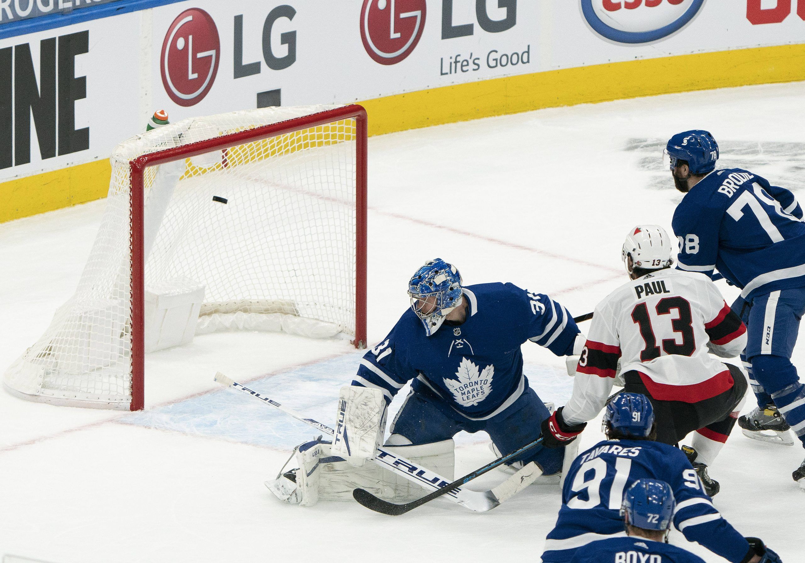 Toronto Maple Leafs center Joe Thornton 97 celebrates his goal