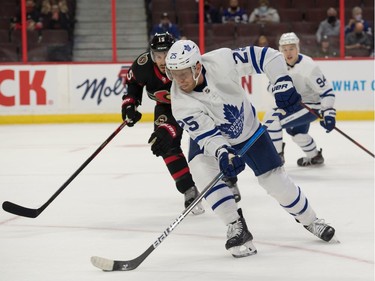 Toronto Maple Leafs right wing Ondrej Kase (25) controls the puck in the first period against the Ottawa Senators at the Canadian Tire Centre.