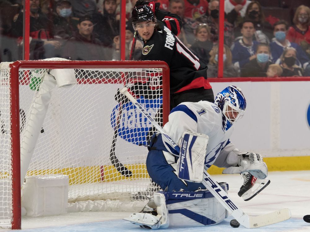 Stamkos and Palat score late, Lightning stop Senators 5-3