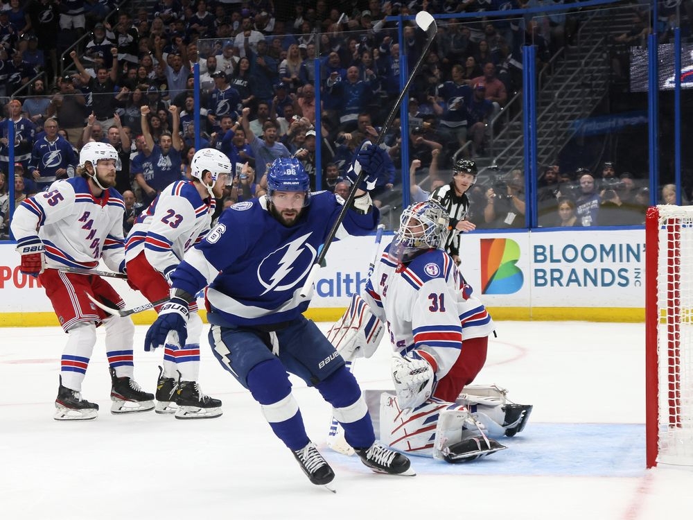 Lightning beat Rangers 4-1 in Game 4 to even East final