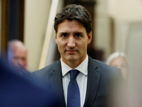 Le premier ministre Justin Trudeau se rend au foyer de la Chambre des communes avant la période des questions sur la colline du Parlement le 22 septembre 2022.