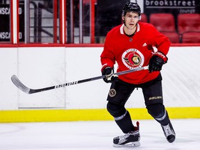 Ottawa Senators defenceman Artem Zub suffered a small fracture in his jaw when he took a puck to the face in Friday's 3-2 overtime victory over the New York Rangers at Madison Square Garden.