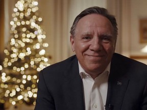 François Legault delivered a New Year's message to Quebecers on social media