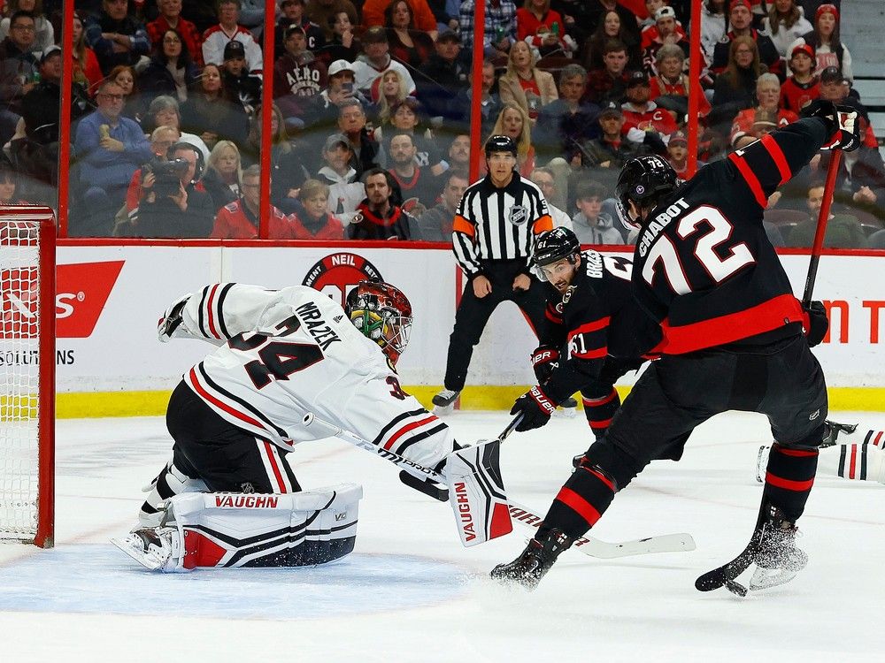 Athanasiou, Kane lead Blackhawks to 4-3 overtime win over Senators