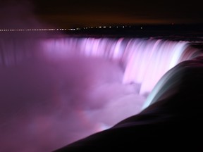 Situated on the Niagara River, Niagara Falls is known for its mesmerizing display of roaring sound which can be heard from a distance, creating a hypnotic auditory experience.
